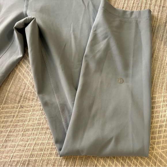 Lululemon Wunder Train High-Rise Tight 25" Size 4 - Picture 3 of 11